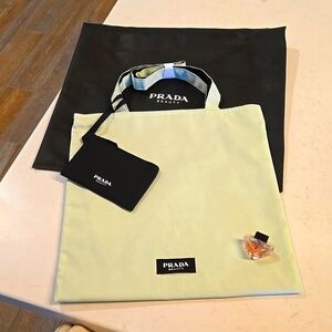 Brand New PRADA TOTE & POUCH